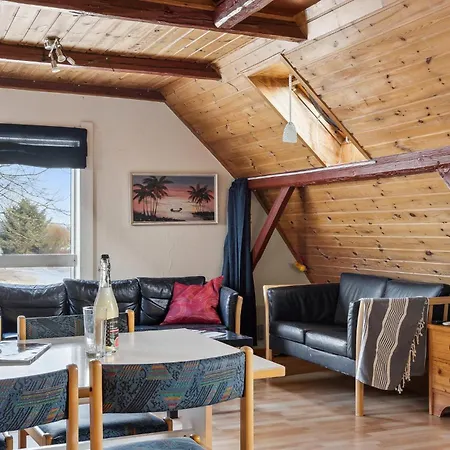 Daire Gorgeous Apartment In Ringkobing *