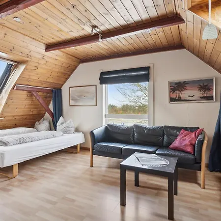 Daire Gorgeous Apartment In Ringkobing