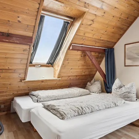 Daire Gorgeous Apartment In Ringkobing
