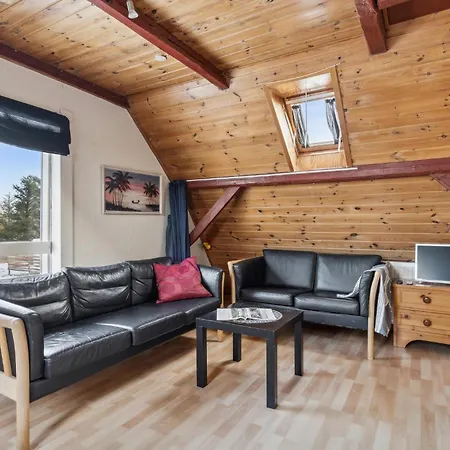 Gorgeous Apartment In Ringkobing Daire *